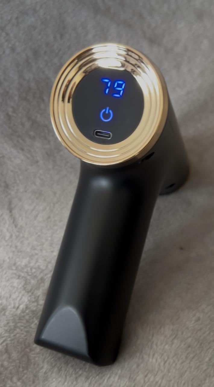 Pistola De Masaje Zyora 32 Velocidades + Lcd + 4 Cabezales